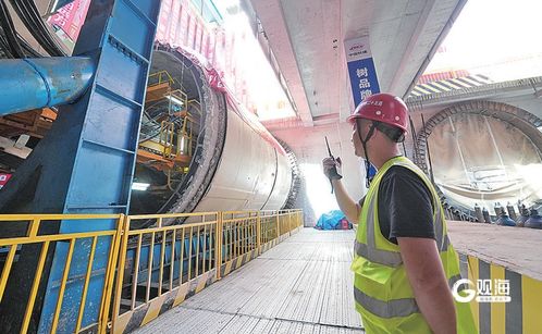 全國工程建設(shè)領(lǐng)域質(zhì)量月開放體驗(yàn)日首站走進(jìn)青島地鐵建筑工程